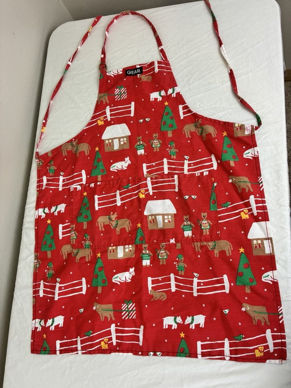 Gear Christmas Apron Red Woodland Animals Reindeer 2 Pocket Holiday